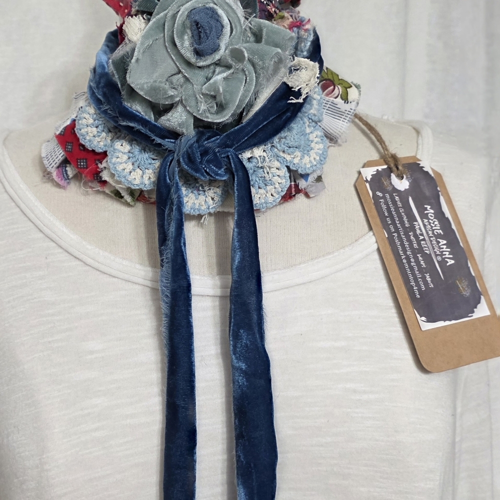 JABOT MOSSIE ANNA ARTISAN DESIGN OOAK NWT Vintage Textiles - Picture 4 of 14